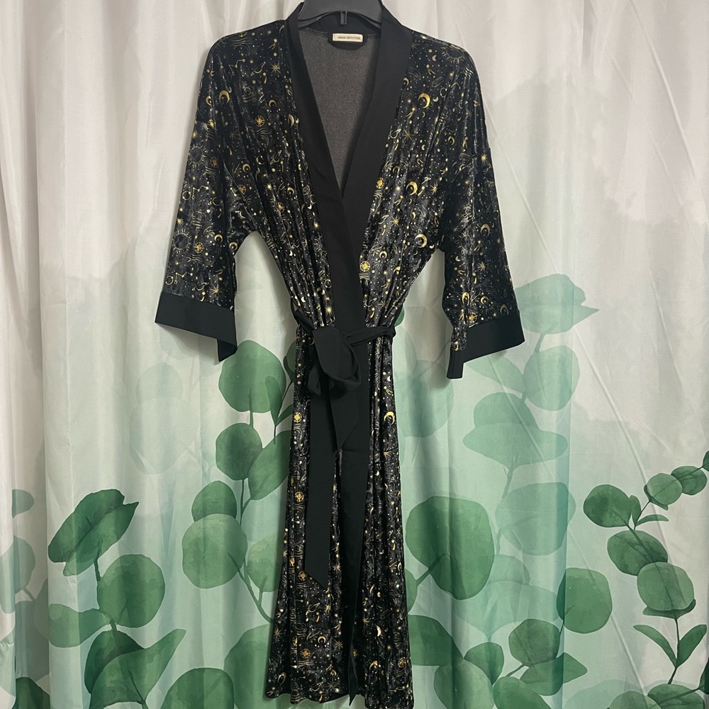 Urban outfitters robe